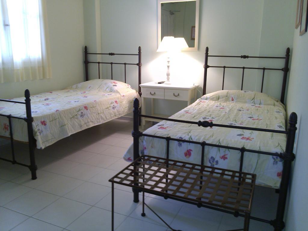 Iliobasilema Studios & Apartments Fiskardo Quarto foto